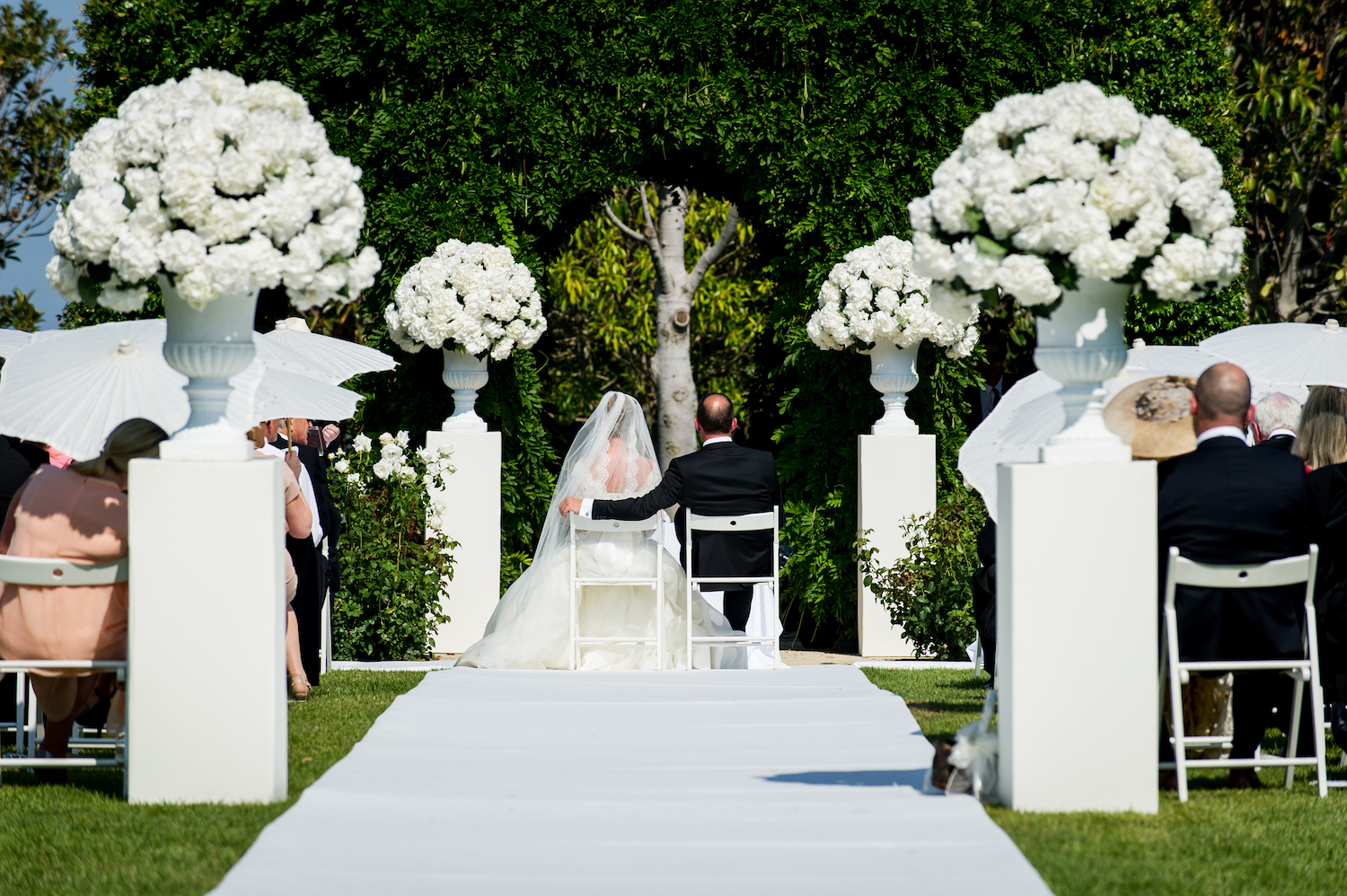 Questions to Ask Before You Hire a Wedding Supplier